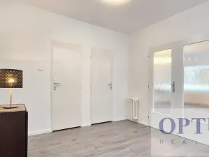 Pronájem rodinného domu, Praha - Háje, K jezeru, 306 m2