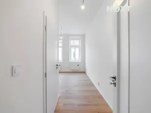 Prodej bytu 1+kk, Praha - Vysočany, Kolmá, 19 m2