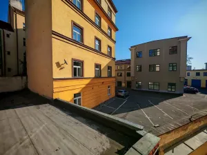 Pronájem bytu 1+1, Praha - Nové Město, Na bojišti, 32 m2