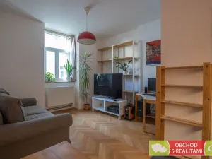 Prodej bytu 2+kk, Praha - Holešovice, U Uranie, 40 m2
