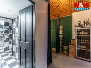 Pronájem restaurace, Praha - Vinohrady, Rumunská, 170 m2