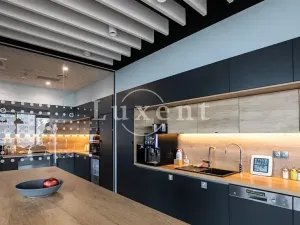 Pronájem kanceláře, Praha - Michle, Jihlavská, 902 m2