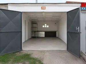 Pronájem garáže, Kladno, U Cihelny, 18 m2