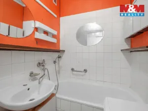 Prodej bytu 2+1, Kladno - Kročehlavy, Pařížská, 63 m2