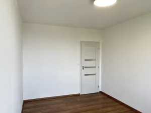 Pronájem bytu 3+1, Praha - Horní Měcholupy, Milánská, 70 m2