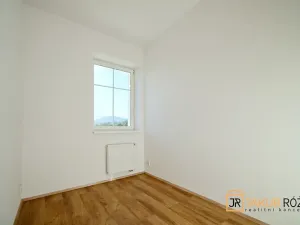 Pronájem bytu 2+kk, Mladé Buky, 38 m2