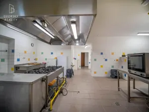 Pronájem restaurace, Mnichovo Hradiště, Jana Švermy, 290 m2