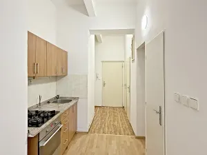 Prodej bytu 1+kk, Praha - Nusle, Kloboučnická, 35 m2