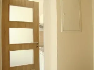 Pronájem bytu 1+kk, Praha - Karlín, Sokolovská, 37 m2