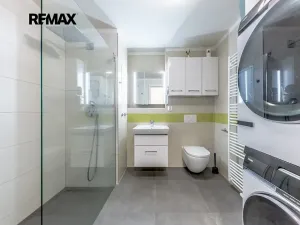 Prodej bytu 2+kk, Praha - Modřany, K Vystrkovu, 62 m2
