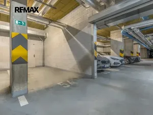 Prodej bytu 2+kk, Praha - Modřany, K Vystrkovu, 62 m2
