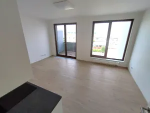 Pronájem bytu 1+kk, Praha - Dolní Chabry, Ústecká, 34 m2