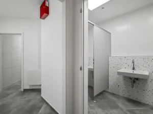 Pronájem restaurace, Praha - Holešovice, V háji, 240 m2