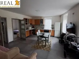 Pronájem bytu 3+kk, Sklené, 75 m2