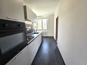 Prodej bytu 3+1, Praha - Kamýk, Snopkova, 66 m2