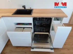 Pronájem bytu 2+kk, Praha, U Radosti, 58 m2