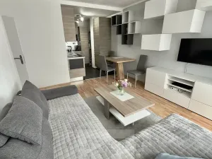 Pronájem pokoje, Praha - Bohnice, Cafourkova, 54 m2