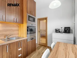 Prodej bytu 3+1, Plzeň, náměstí Generála Píky, 72 m2