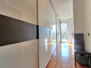 Prodej bytu 3+kk, Praha - Podolí, Jeremenkova, 115 m2