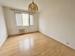 Prodej bytu 2+1, Kadaň, Chomutovská, 53 m2
