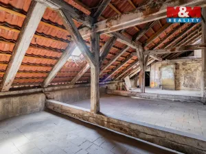 Prodej atypického bytu, Praha, Husitská, 126 m2