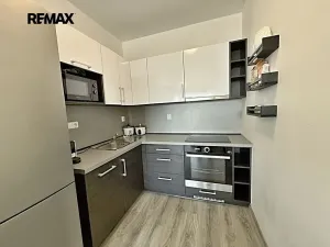 Pronájem bytu 2+kk, Chrudim, Podkopanický mlýn, 49 m2