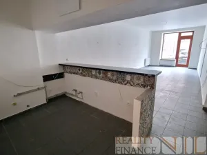 Pronájem obchodního prostoru, Dobřany, Školní, 79 m2