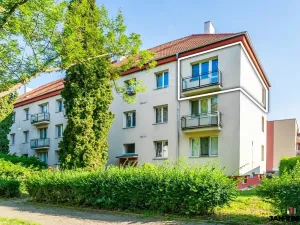 Pronájem bytu 2+kk, Praha - Kbely, Luštěnická, 49 m2