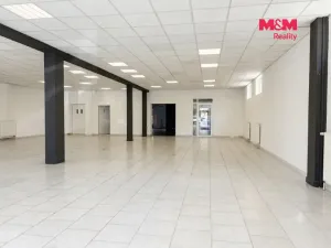 Pronájem obchodního prostoru, Pardubice, Smetanovo náměstí, 350 m2