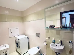 Prodej bytu 3+kk, Karlovy Vary, Pražská silnice, 102 m2