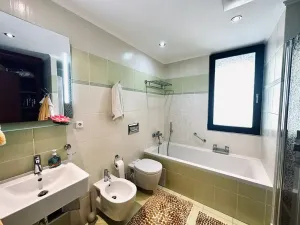 Prodej bytu 3+kk, Karlovy Vary, Pražská silnice, 102 m2