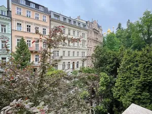 Prodej bytu 3+kk, Karlovy Vary, Sadová, 64 m2