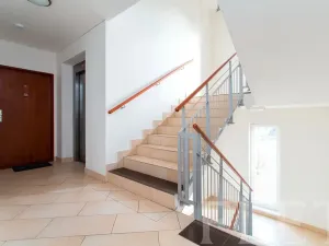 Pronájem bytu 1+kk, Praha - Letňany, Pavla Beneše, 39 m2