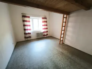 Pronájem bytu 2+kk, Ústí nad Labem, Koněvova, 40 m2