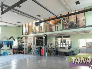 Prodej výrobních prostor, Ohrazenice, 680 m2