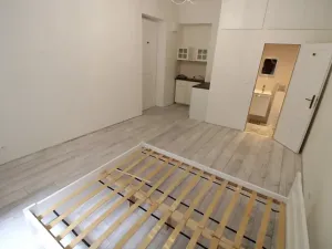 Pronájem bytu 1+kk, Praha - Nové Město, Kateřinská, 25 m2
