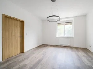 Pronájem bytu 2+1, Brno, Nevrklova, 57 m2