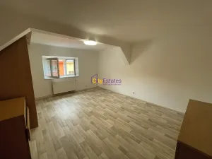Pronájem bytu 2+1, Praha - Holešovice, V háji, 57 m2