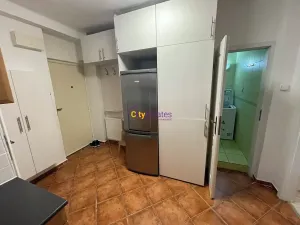 Pronájem bytu 2+1, Praha - Holešovice, V háji, 57 m2