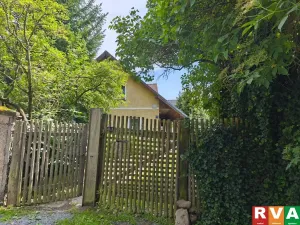Prodej rodinného domu, Planá, 100 m2