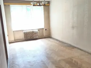 Prodej bytu 3+1, Karlovy Vary, 1. máje, 75 m2
