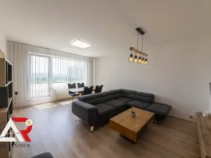 Prodej bytu 4+1, Brno, Plachty, 104 m2
