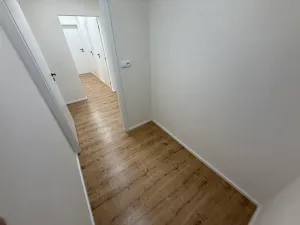 Prodej bytu 3+1, Zlín, Na Honech III, 72 m2
