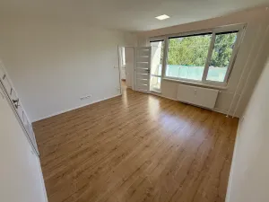Prodej bytu 3+1, Zlín, Na Honech III, 72 m2