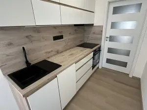 Pronájem bytu 2+kk, Praha - Horní Počernice, Markupova, 40 m2