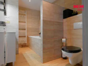 Prodej rodinného domu, Stěžery, Lipová, 250 m2