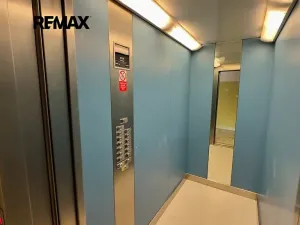 Pronájem bytu 2+kk, Praha - Stodůlky, U jezera, 43 m2