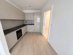 Pronájem bytu 2+kk, Praha - Vršovice, Černomořská, 58 m2