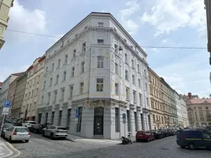 Pronájem bytu 2+kk, Praha - Vršovice, Černomořská, 58 m2