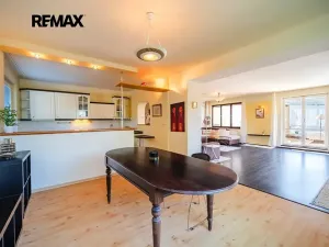 Prodej bytu 6+kk a větší, Doksy, Okružní, 412 m2